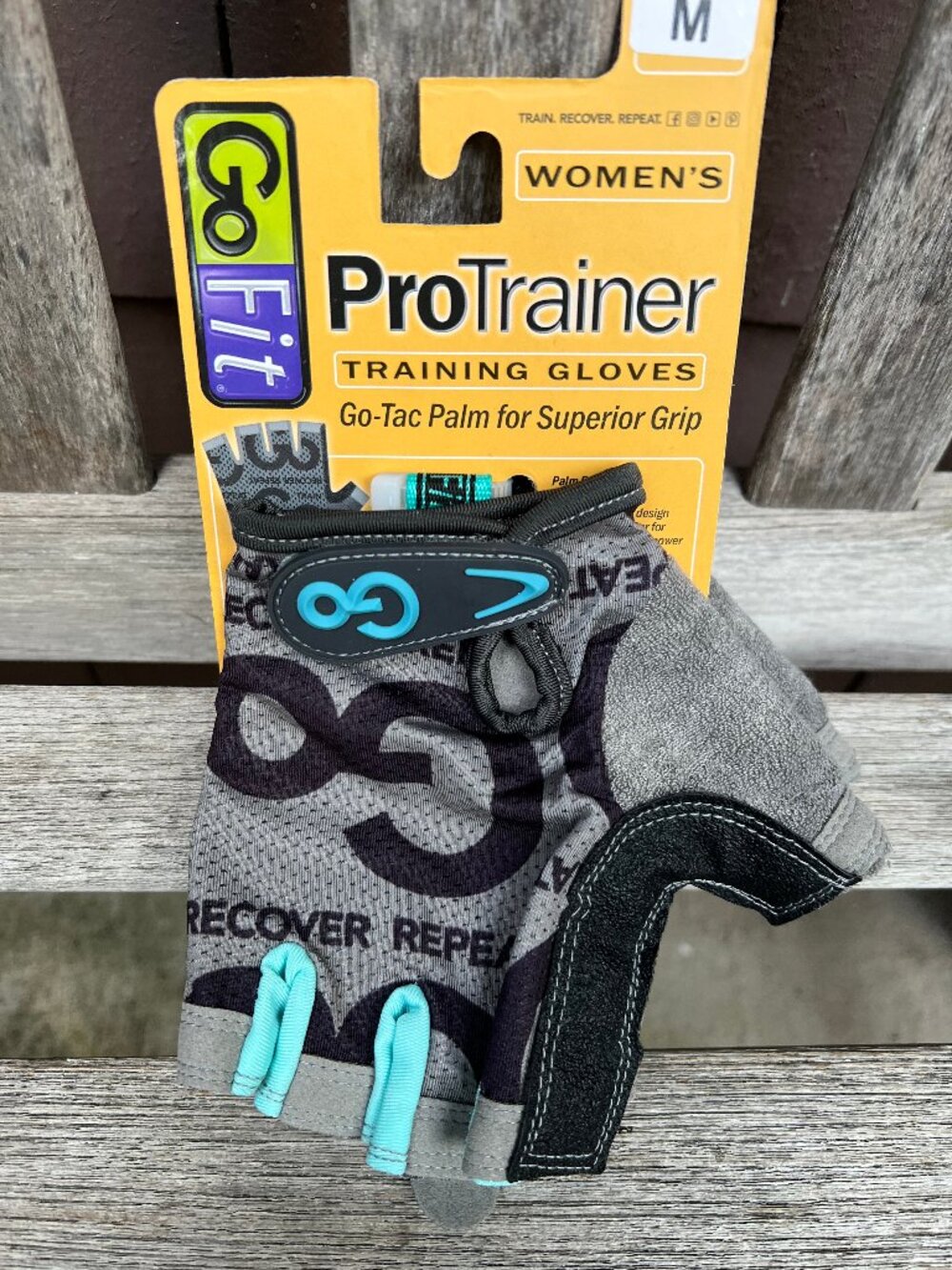 NWT Go Fit Pro Trainer training gloves, size M